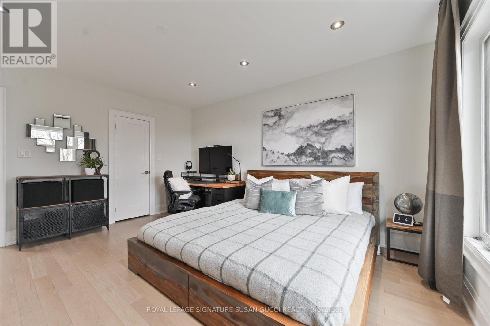 69 Holmstead Avenue, Toronto, Ontario  M4B 1T3 - Photo 31 - E13025010