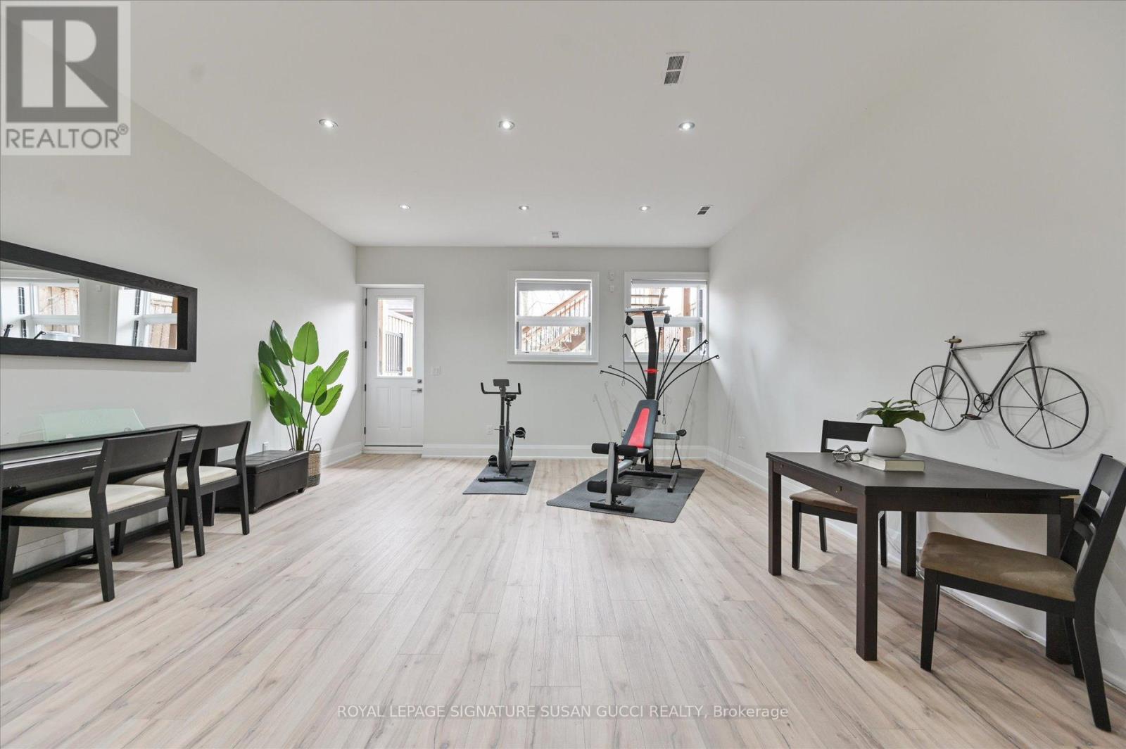 69 Holmstead Avenue, Toronto, Ontario  M4B 1T3 - Photo 40 - E13025010