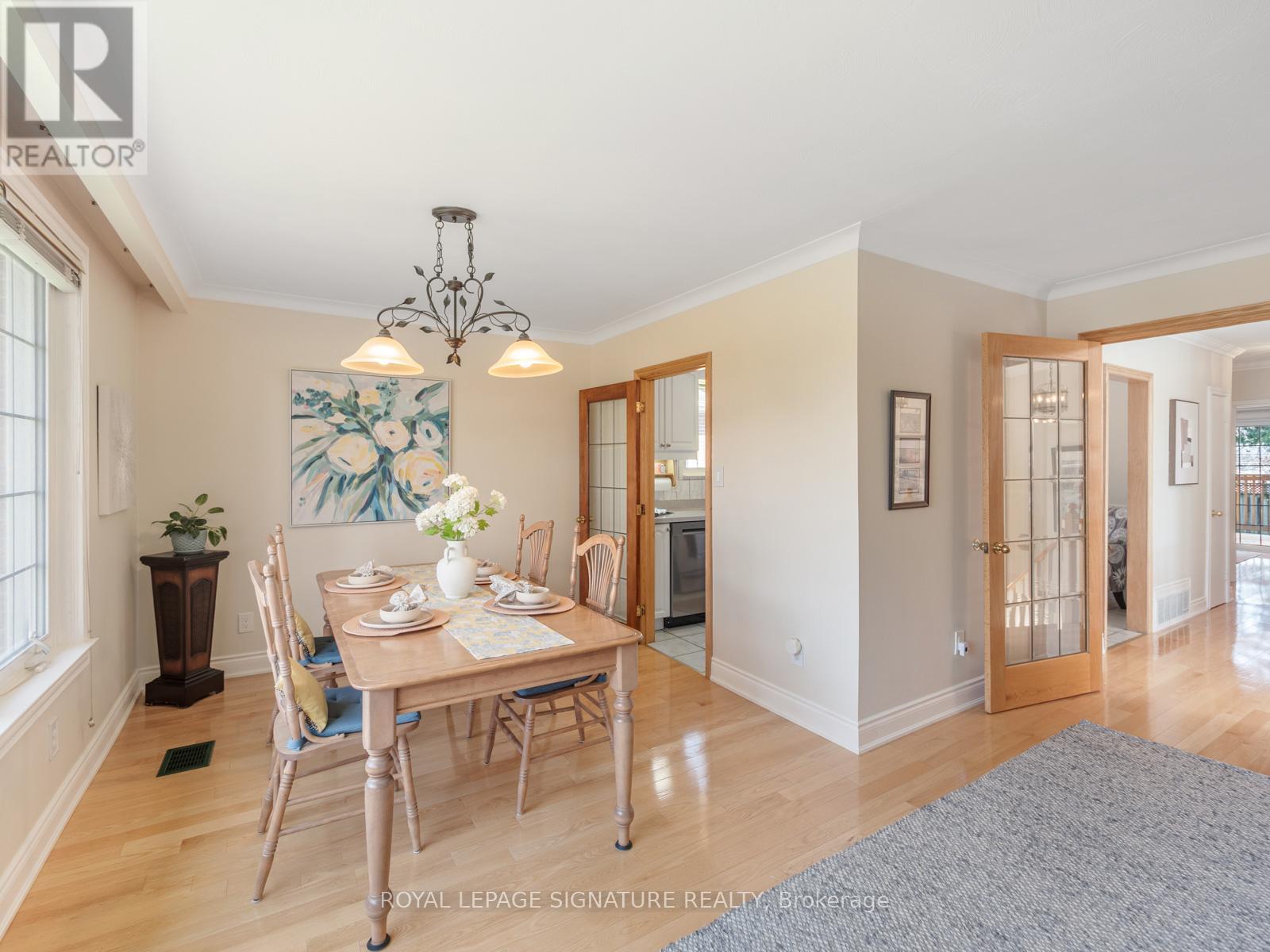 9 Wincrest Drive, Toronto, Ontario  M1P 4J3 - Photo 10 - E13025012