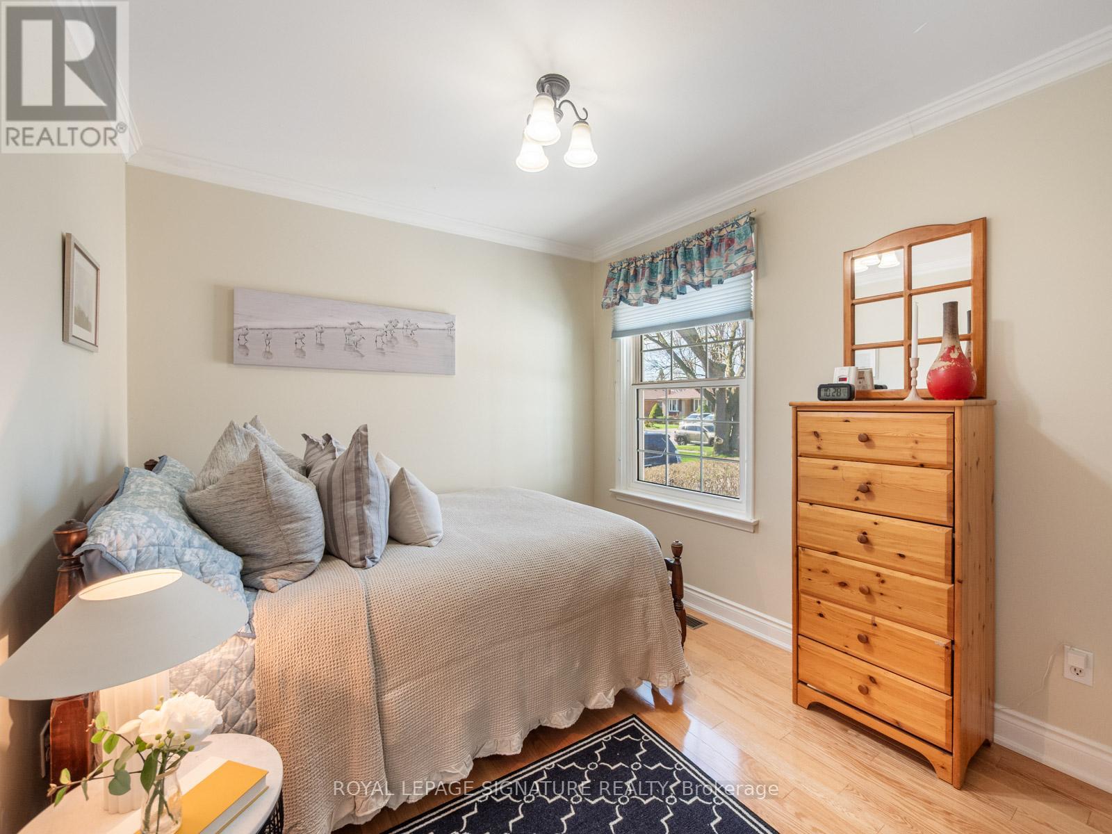 9 Wincrest Drive, Toronto, Ontario  M1P 4J3 - Photo 21 - E13025012