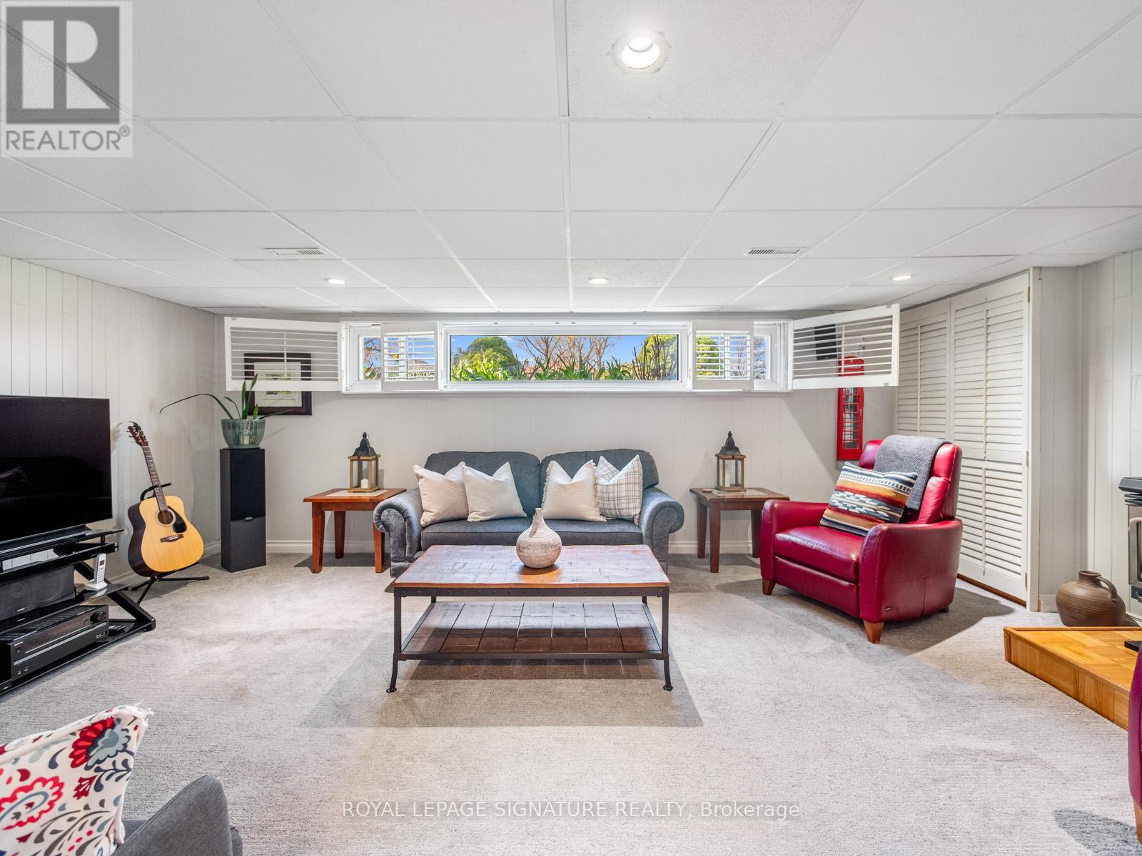 9 Wincrest Drive, Toronto, Ontario  M1P 4J3 - Photo 24 - E13025012