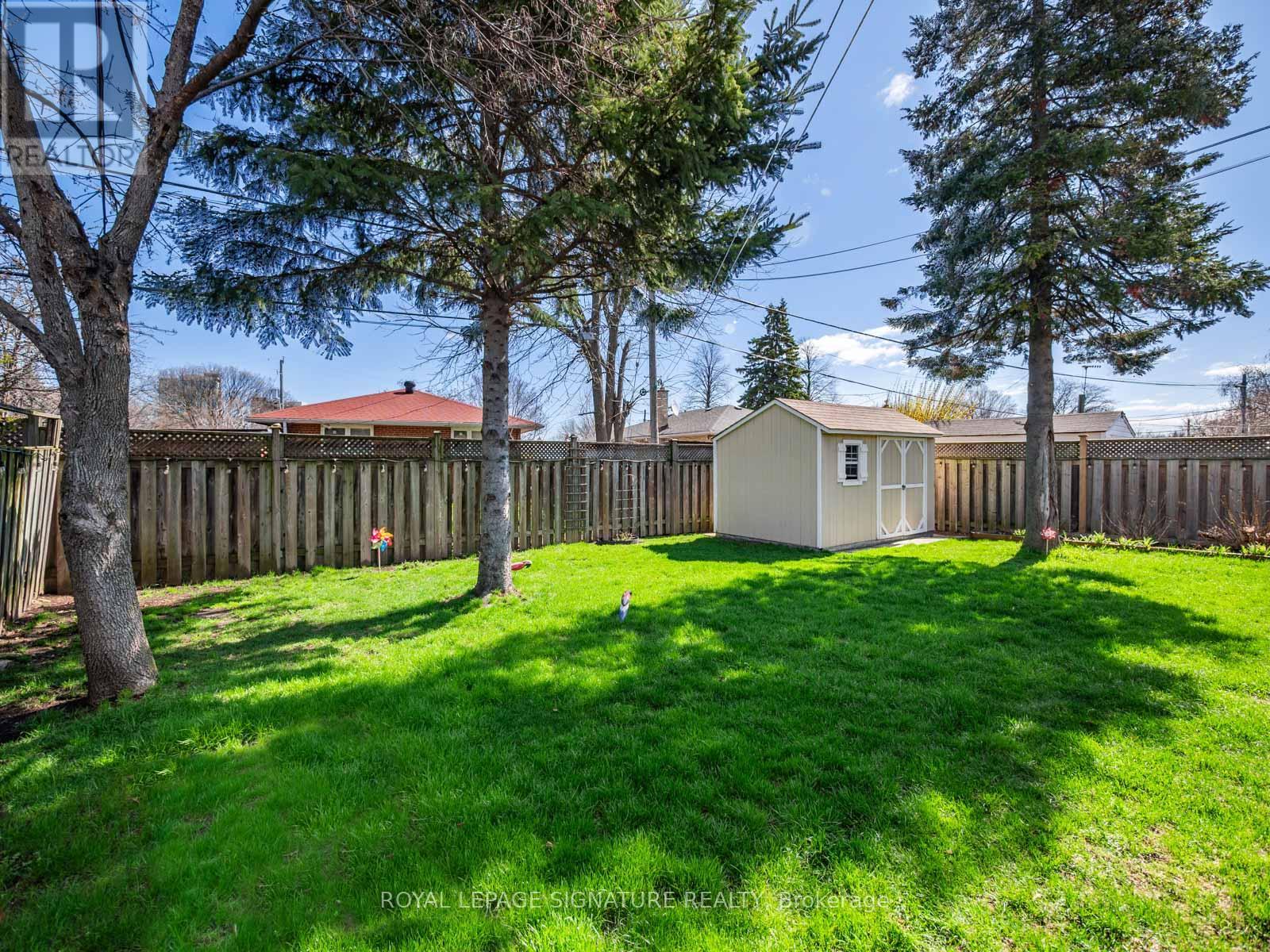 9 Wincrest Drive, Toronto, Ontario  M1P 4J3 - Photo 36 - E13025012