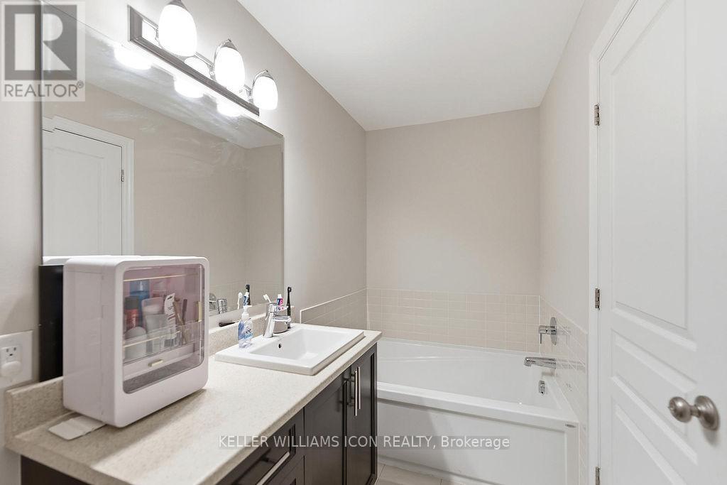 726 Guardian Grove, Ottawa, Ontario  K1X 0B2 - Photo 17 - X12819650