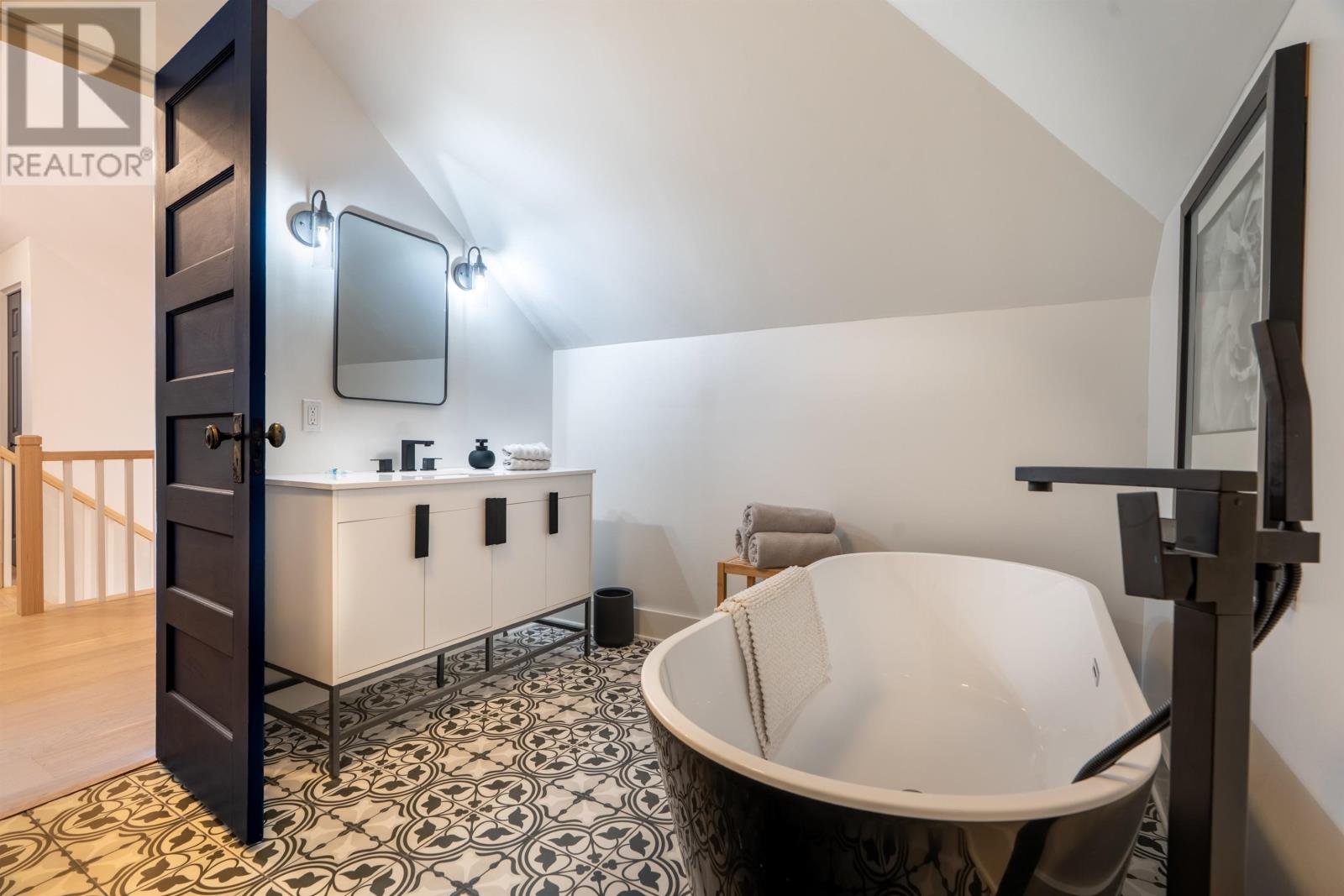 20 North River Road, Charlottetown, Prince Edward Island  C1A 3K4 - Photo 35 - 202608119