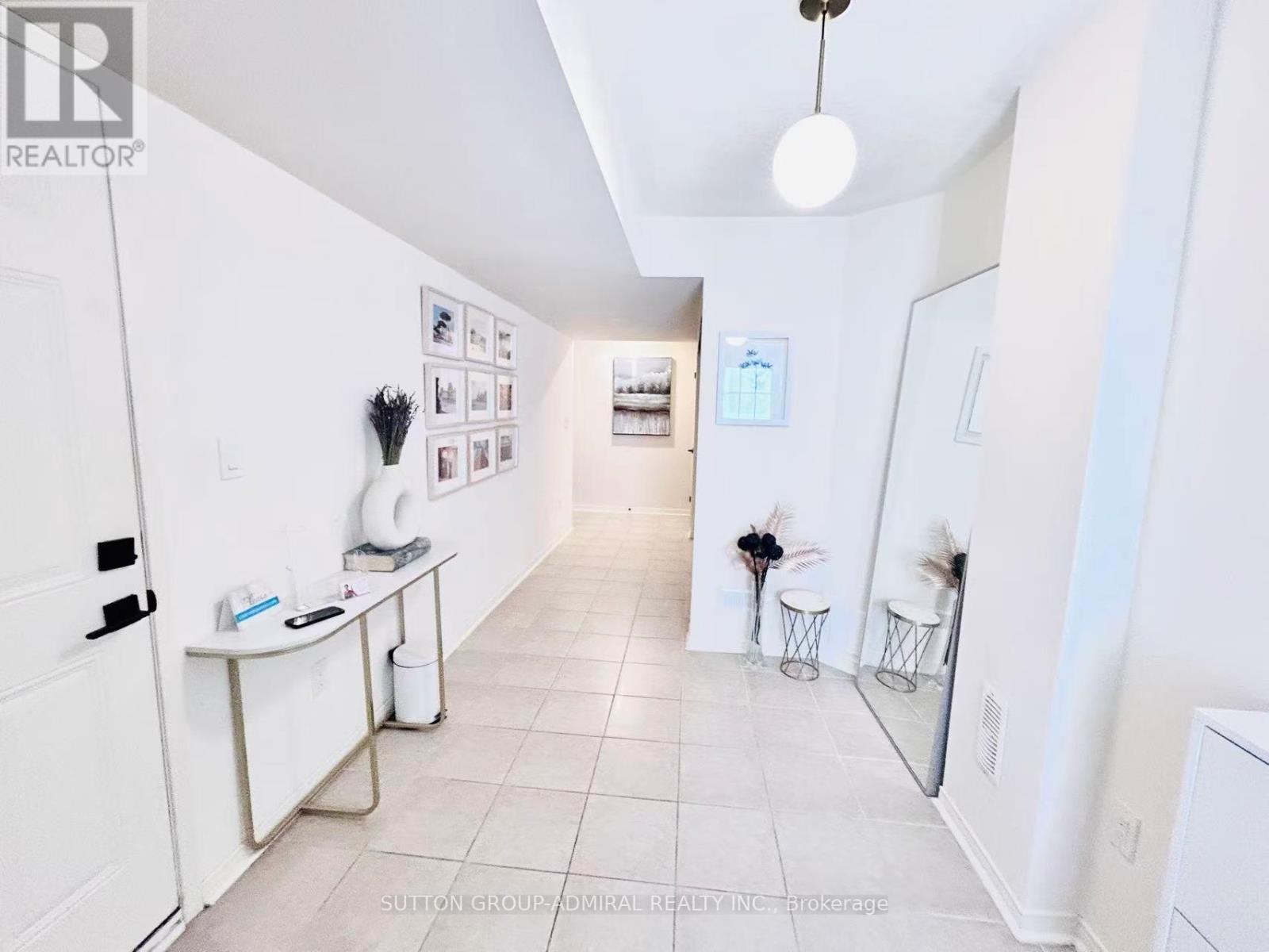 14 Mcgrath Avenue, Richmond Hill, Ontario  L4S 0K5 - Photo 4 - N13025000