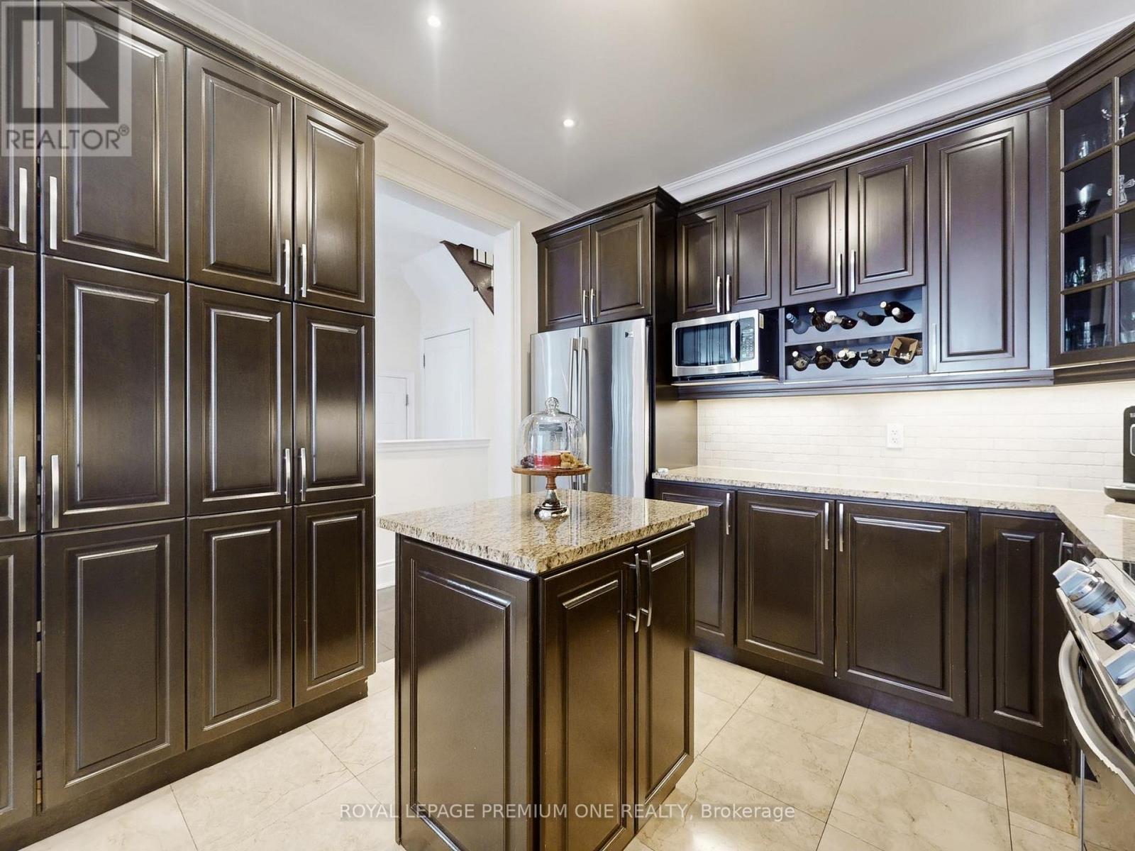 74 Foresta Drive, Vaughan (Vellore Village), Ontario  L4H 0N5 - Photo 12 - N13025034