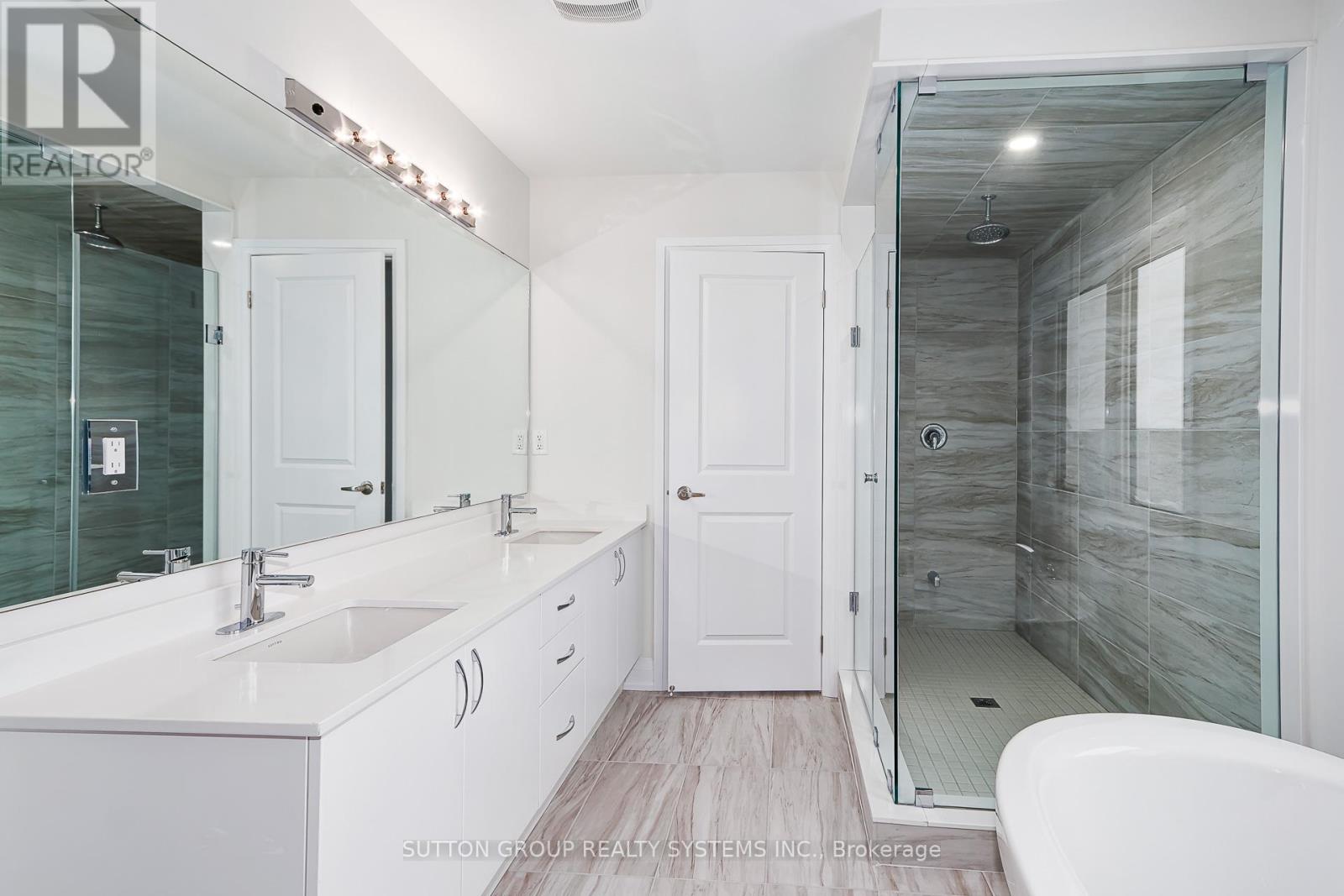 13 Sun Valley Avenue, Wasaga Beach, Ontario  L9Z 0N6 - Photo 35 - S13024946