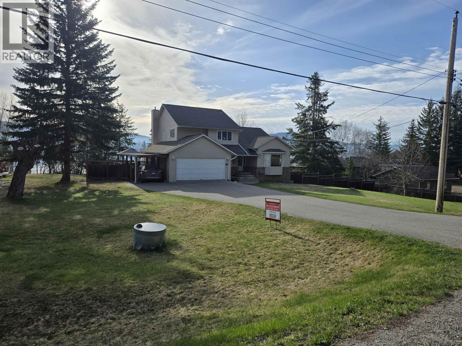 1812 Marble Street, Quesnel, British Columbia  V2J 4M4 - Photo 2 - R3096074