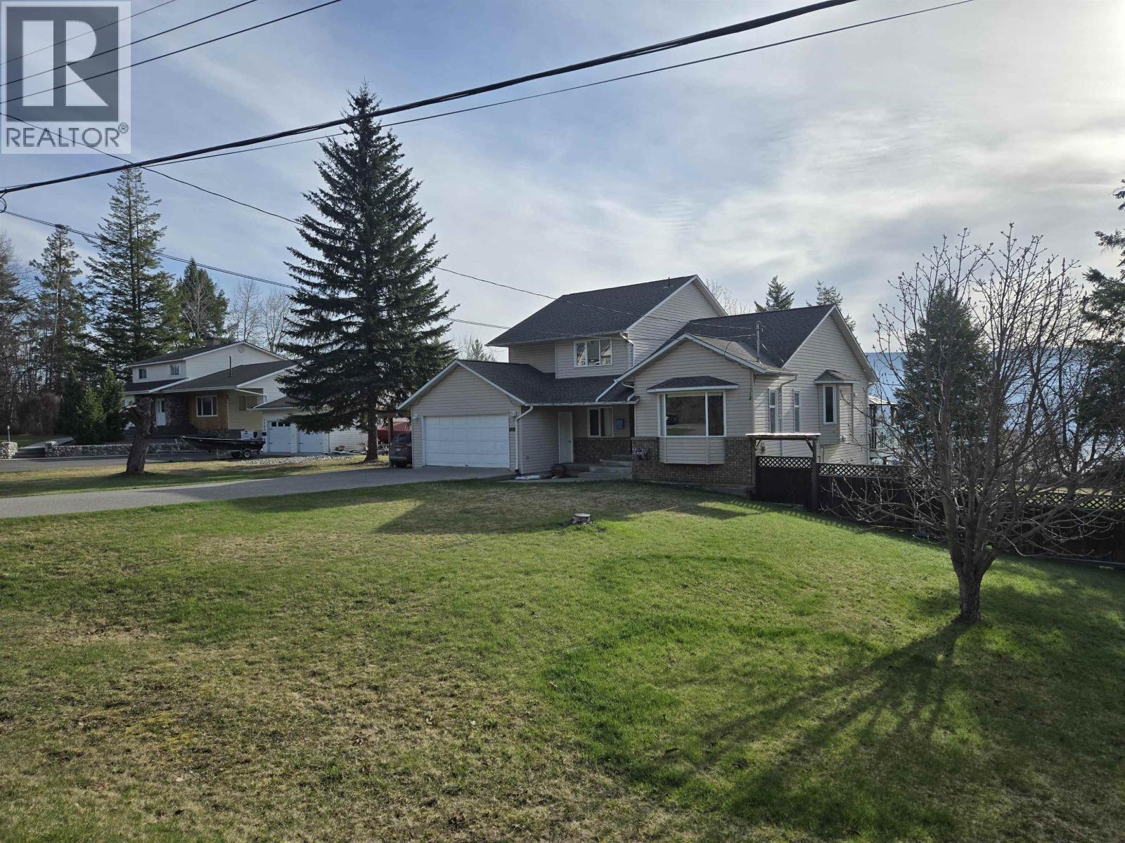 1812 Marble Street, Quesnel, British Columbia  V2J 4M4 - Photo 1 - R3096074