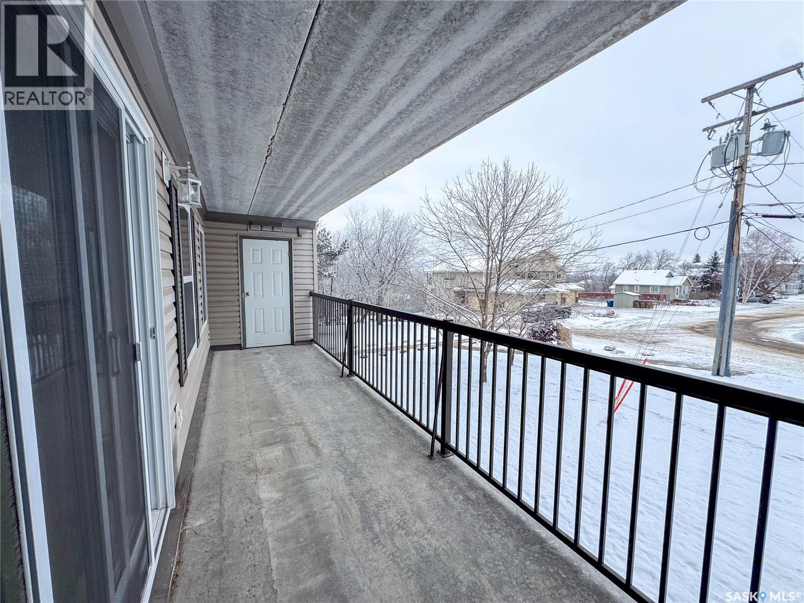 202 1901 1 1/2 Avenue W, Prince Albert, Saskatchewan  S6V 5A8 - Photo 9 - SK025091