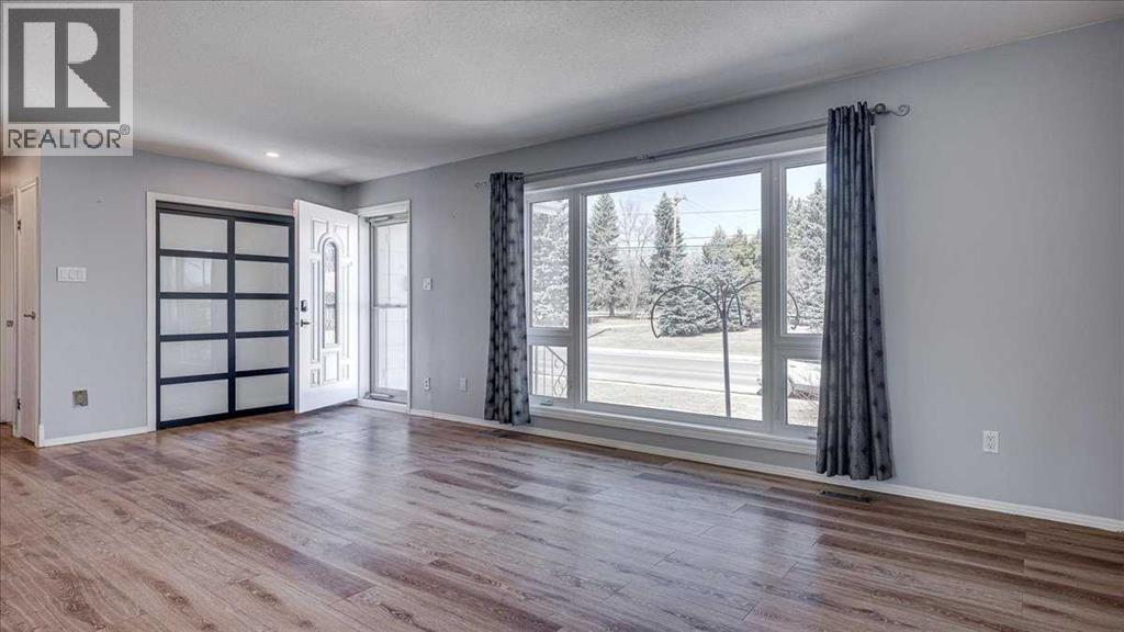 6107 57 Avenue, Ponoka, Alberta  T4J 1L2 - Photo 9 - A2302883