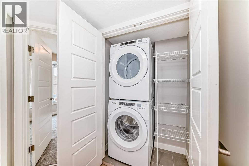 647 Cranbrook Walk SE, Calgary, Alberta  T3M 2V5 - Photo 18 - A2301049