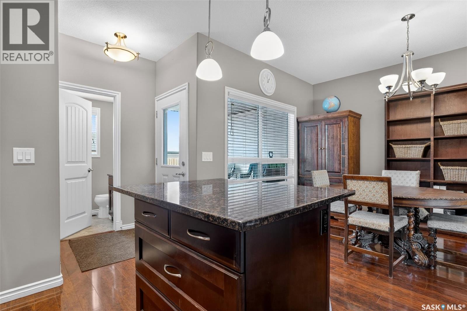 1036 Willowgrove Crescent, Saskatoon, Saskatchewan  S7W 0H7 - Photo 12 - SK033451