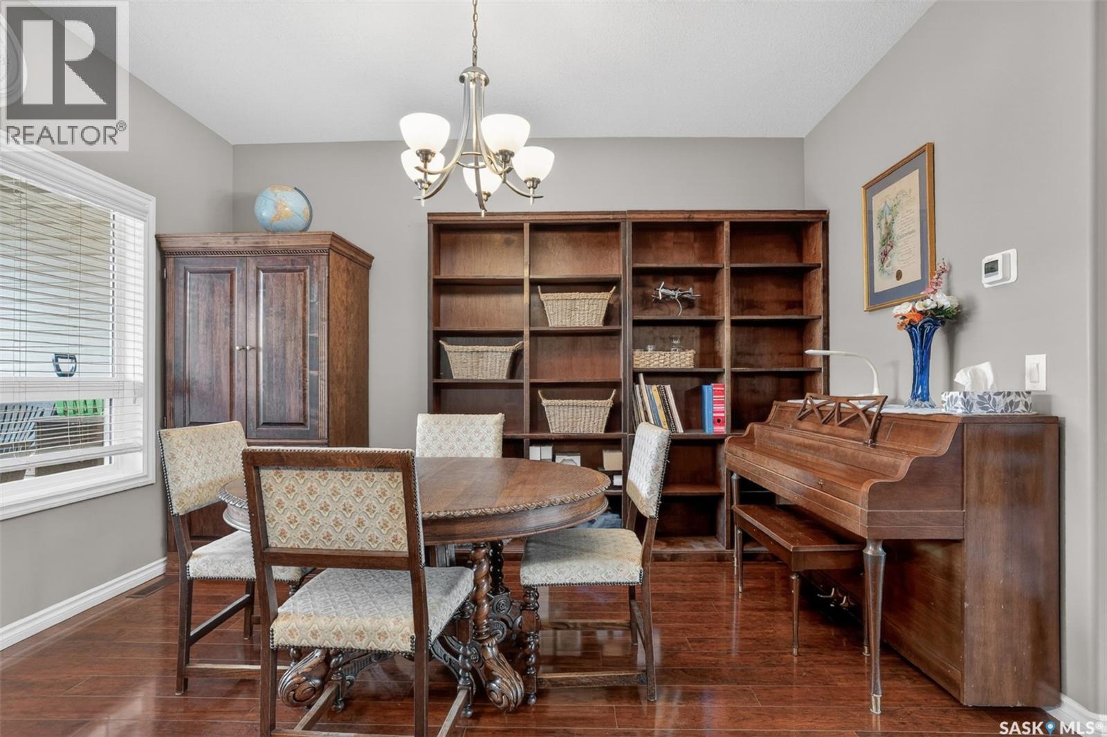 1036 Willowgrove Crescent, Saskatoon, Saskatchewan  S7W 0H7 - Photo 13 - SK033451