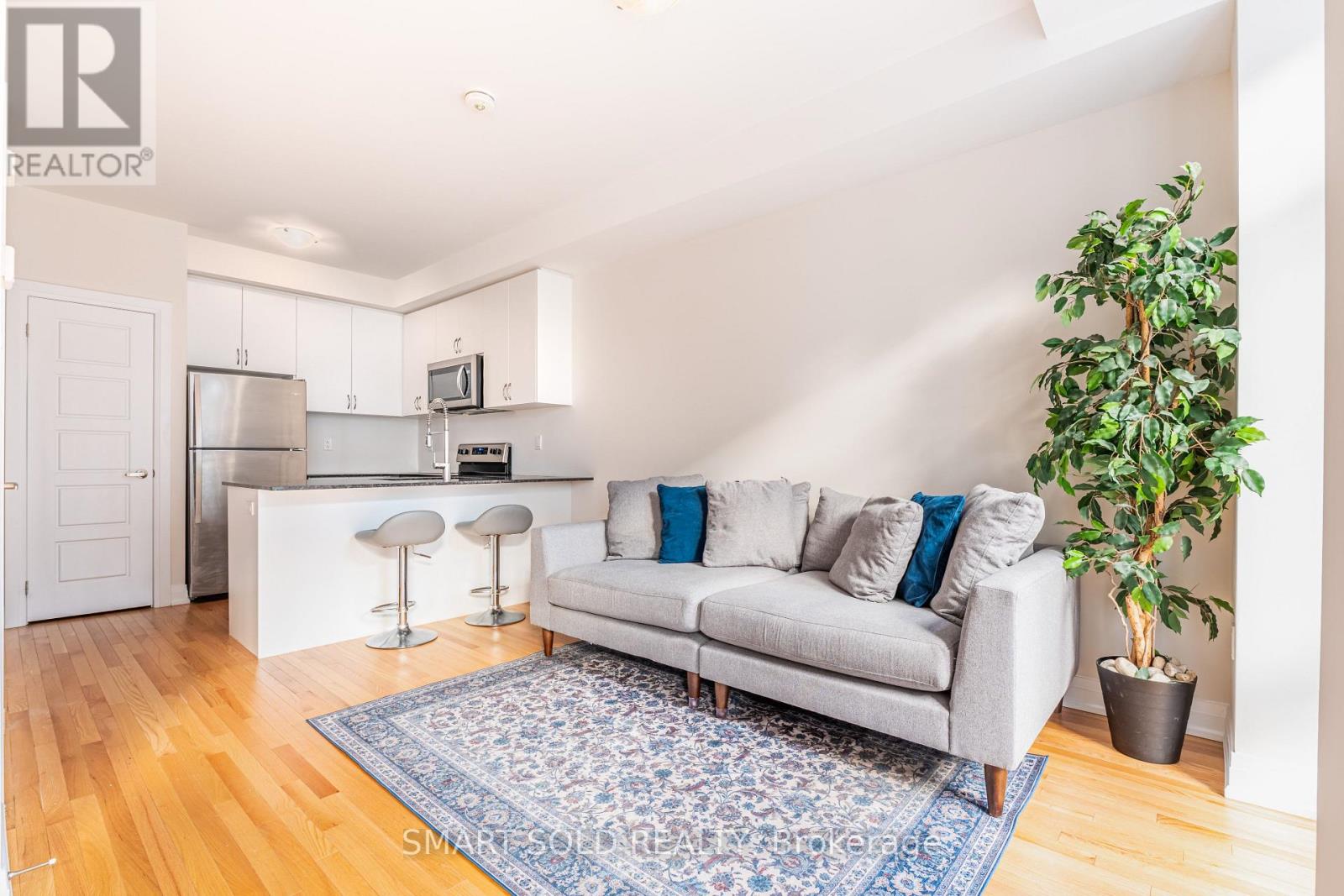 14 - 713 Lawrence Avenue W, Toronto, Ontario  M6A 1B4 - Photo 1 - W13024890