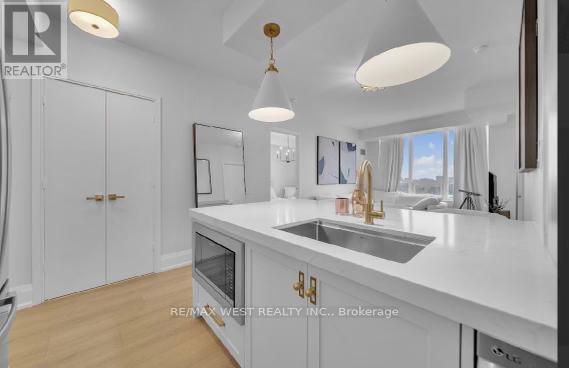 1647 - 25 Viking Lane, Toronto, Ontario  M9B 0A1 - Photo 2 - W13024910