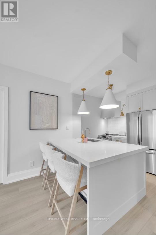 1647 - 25 Viking Lane, Toronto, Ontario  M9B 0A1 - Photo 3 - W13024910