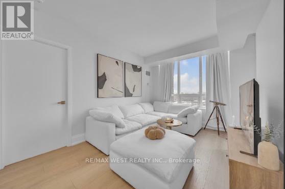 1647 - 25 Viking Lane, Toronto, Ontario  M9B 0A1 - Photo 4 - W13024910