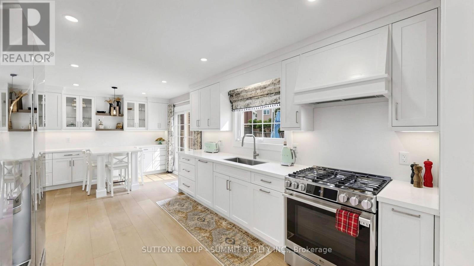 2427 Ravensthorpe Crescent, Mississauga, Ontario  L5C 2Y4 - Photo 12 - W13024918