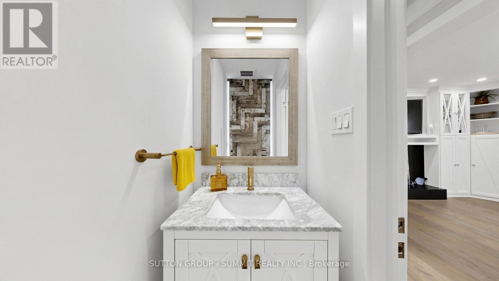 2427 Ravensthorpe Crescent, Mississauga, Ontario  L5C 2Y4 - Photo 18 - W13024918