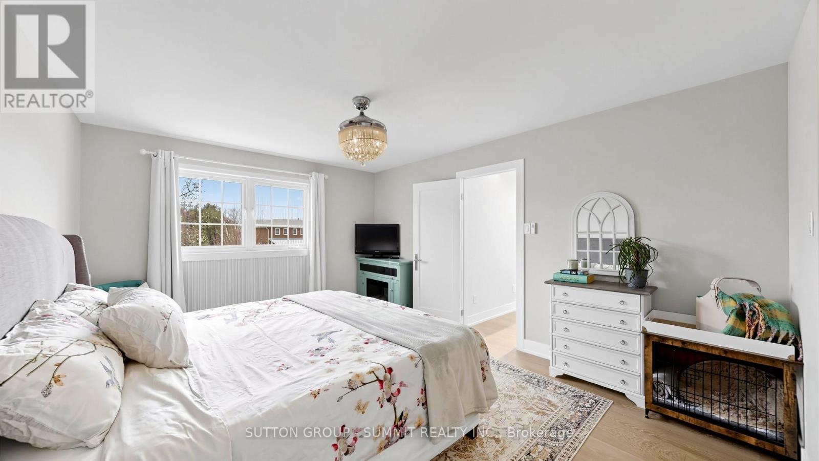 2427 Ravensthorpe Crescent, Mississauga, Ontario  L5C 2Y4 - Photo 24 - W13024918