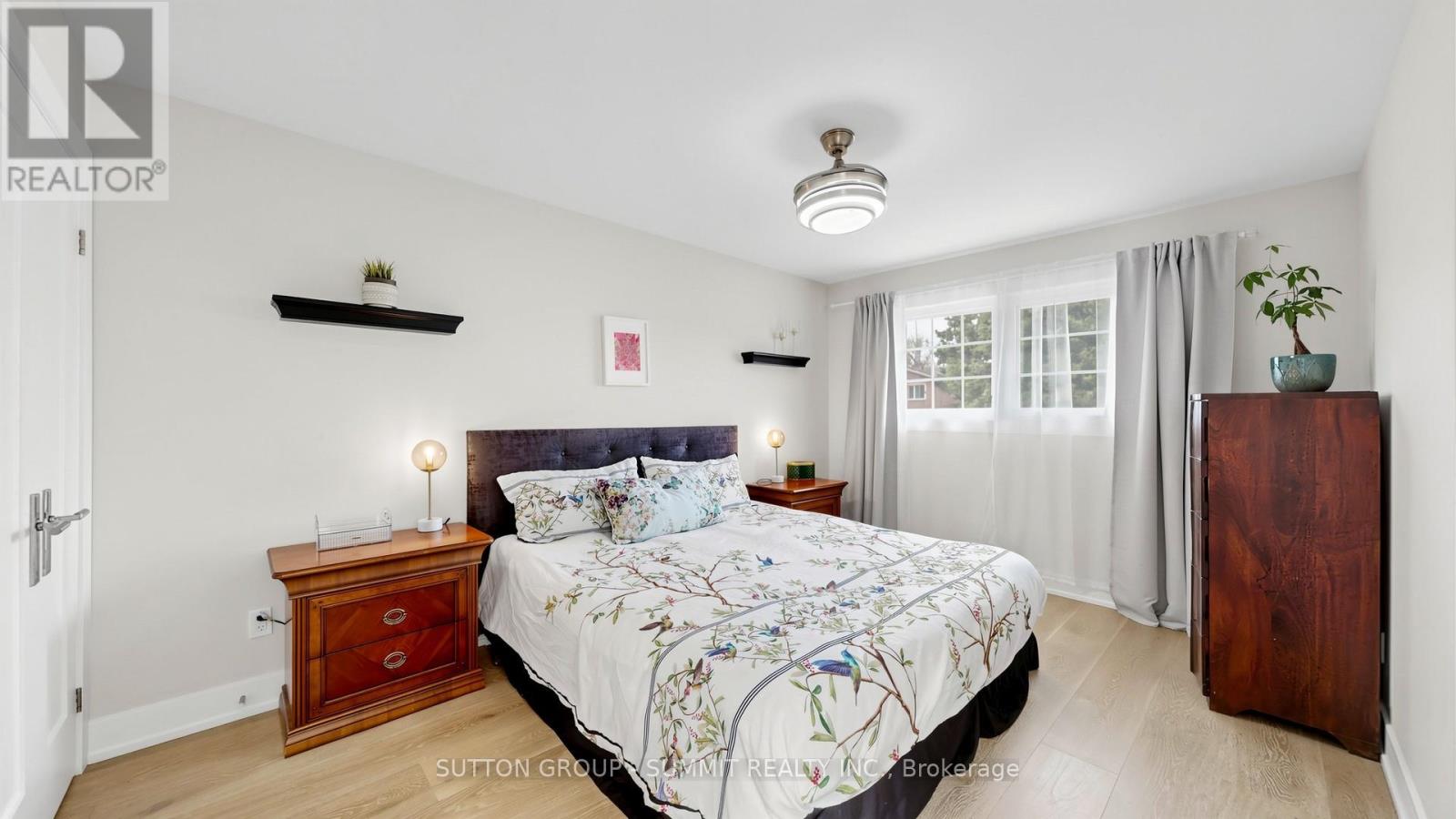 2427 Ravensthorpe Crescent, Mississauga, Ontario  L5C 2Y4 - Photo 28 - W13024918