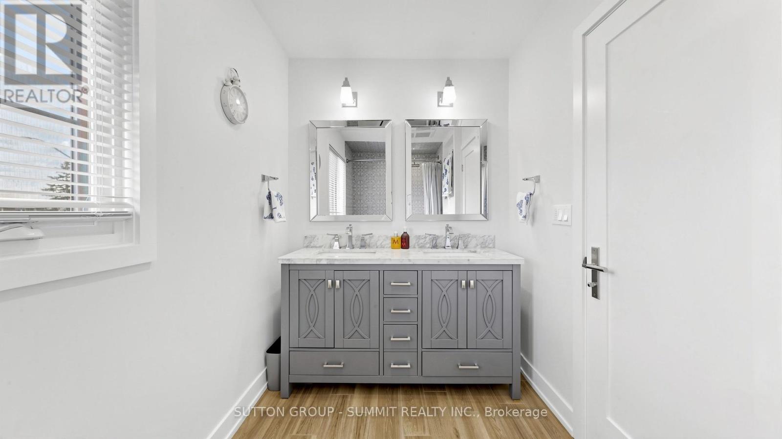 2427 Ravensthorpe Crescent, Mississauga, Ontario  L5C 2Y4 - Photo 31 - W13024918