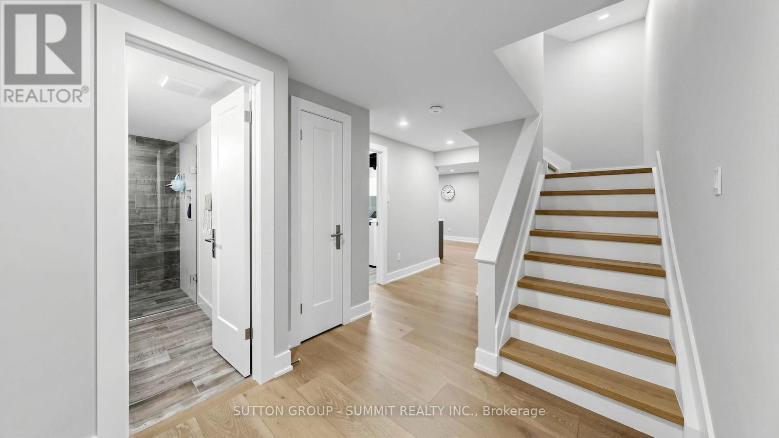 2427 Ravensthorpe Crescent, Mississauga, Ontario  L5C 2Y4 - Photo 33 - W13024918