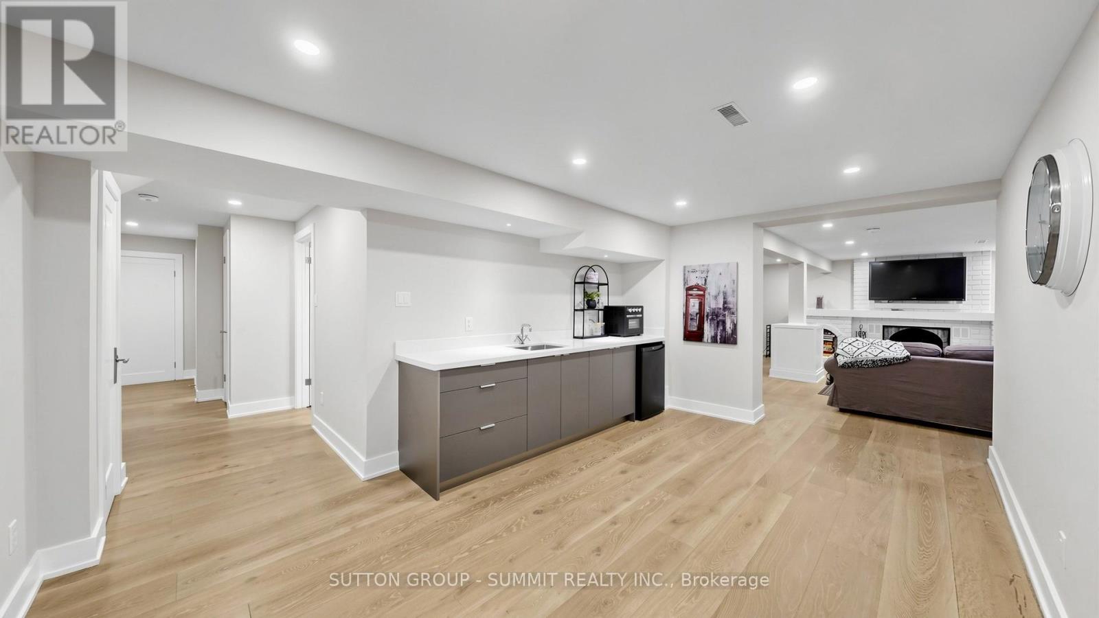 2427 Ravensthorpe Crescent, Mississauga, Ontario  L5C 2Y4 - Photo 35 - W13024918