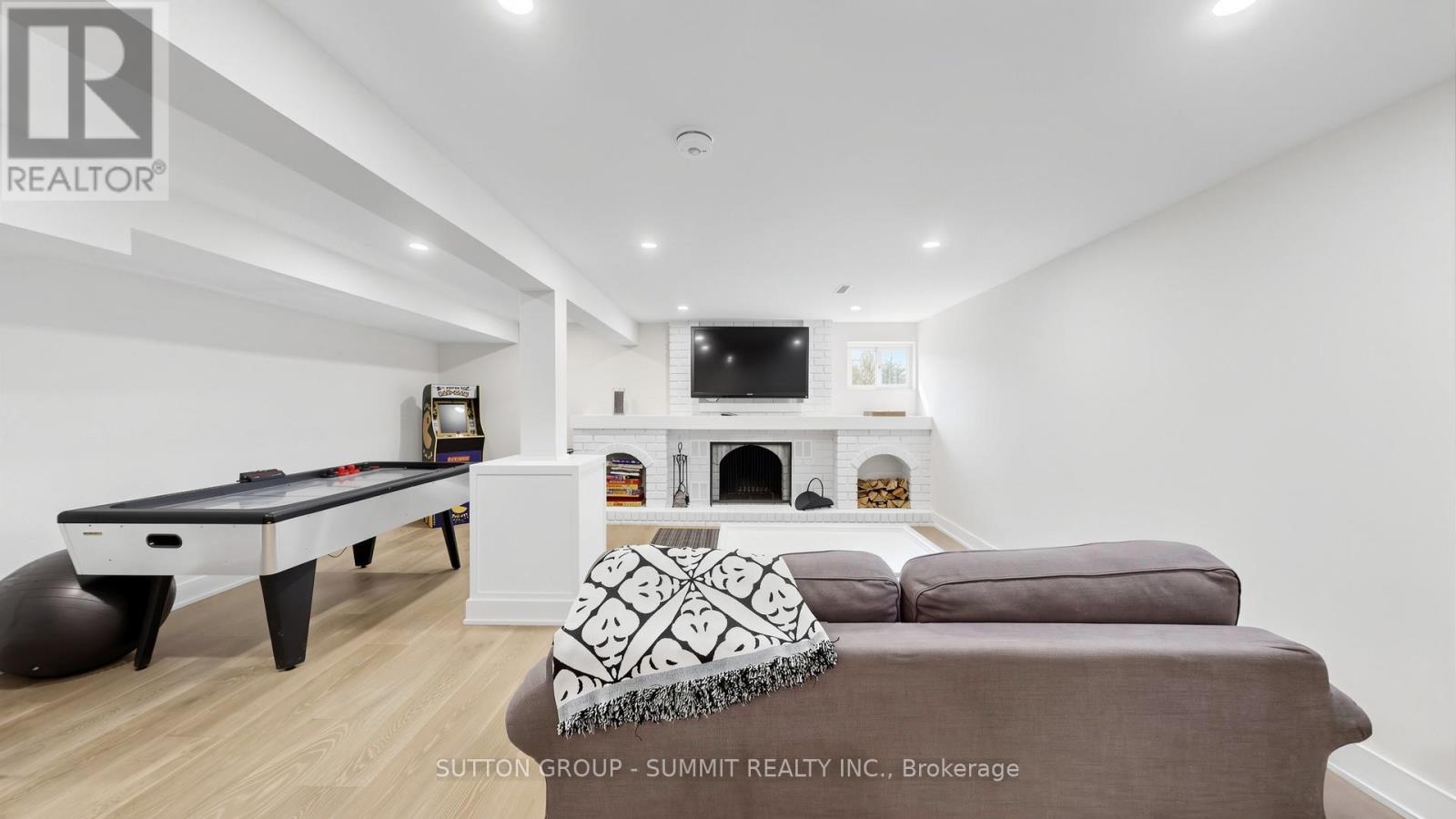 2427 Ravensthorpe Crescent, Mississauga, Ontario  L5C 2Y4 - Photo 36 - W13024918