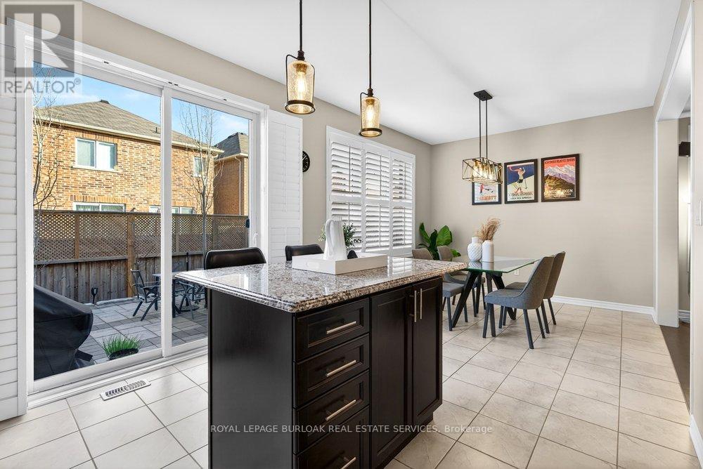 446 Grey Landing, Milton, Ontario  L9E 0B3 - Photo 23 - W13024922