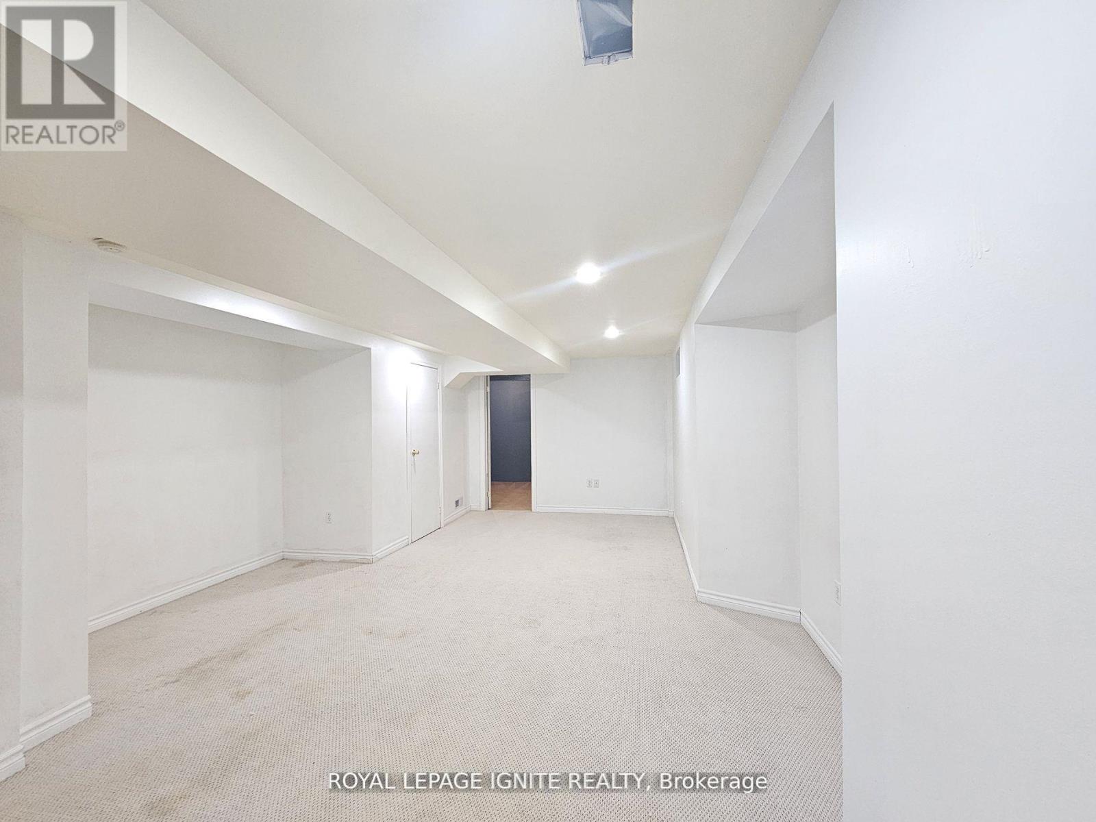 60 Pressed Brick Drive, Brampton, Ontario  L6V 4K3 - Photo 16 - W13024940