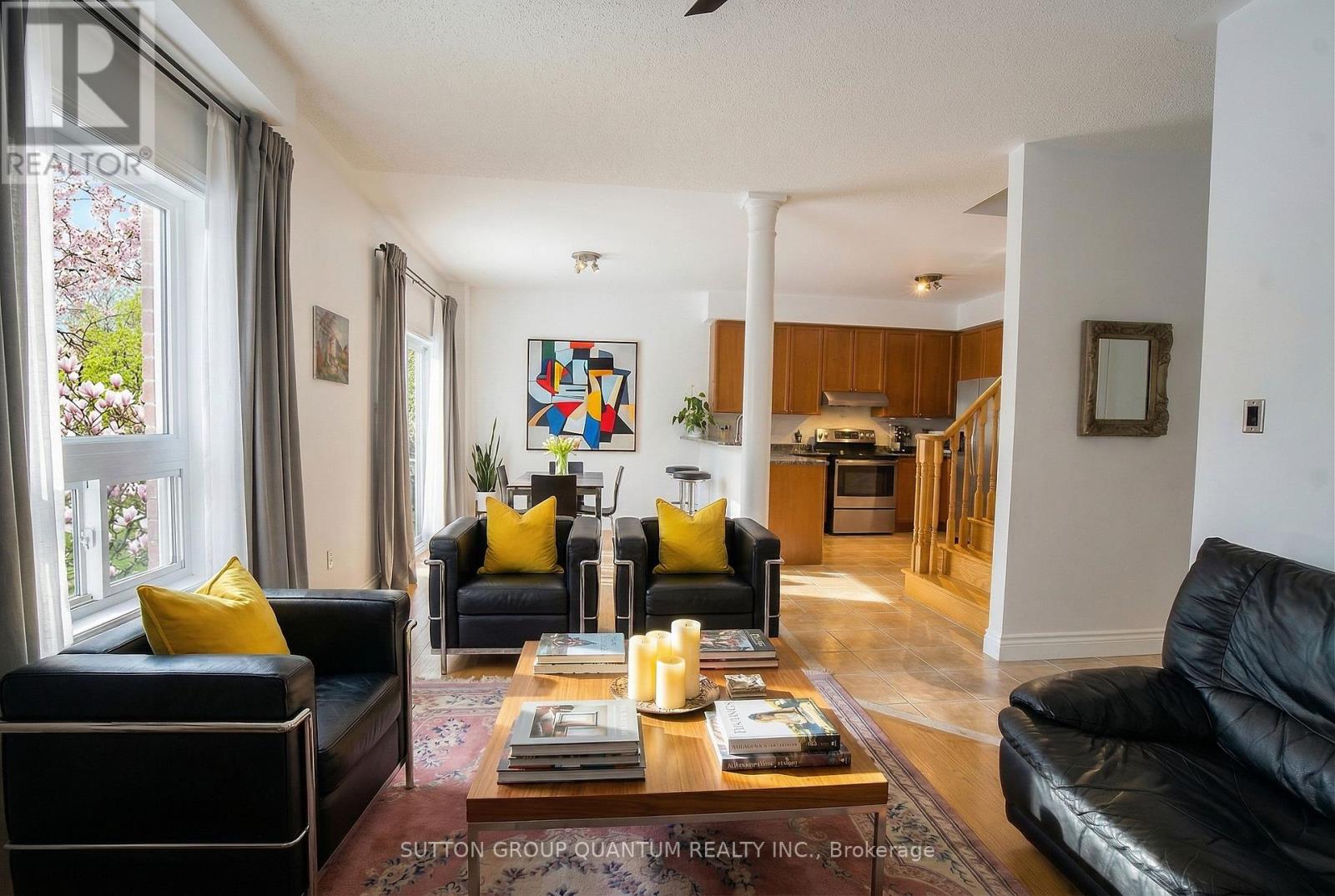 491 Pettit Trail, Milton, Ontario  L9T 6N9 - Photo 3 - W13024976