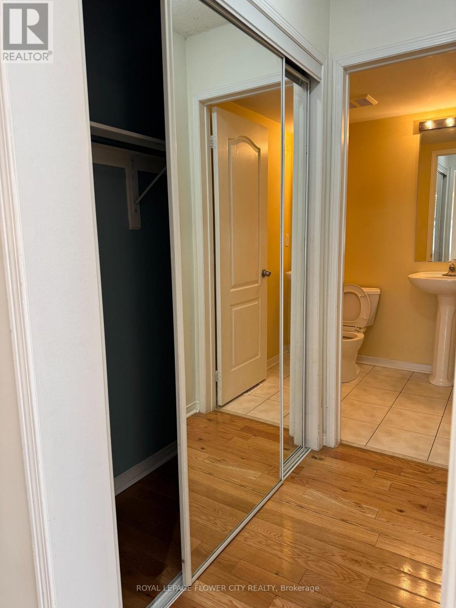 Upper - 58 Brentcliff Drive, Brampton, Ontario  L7A 2N2 - Photo 10 - W13024994