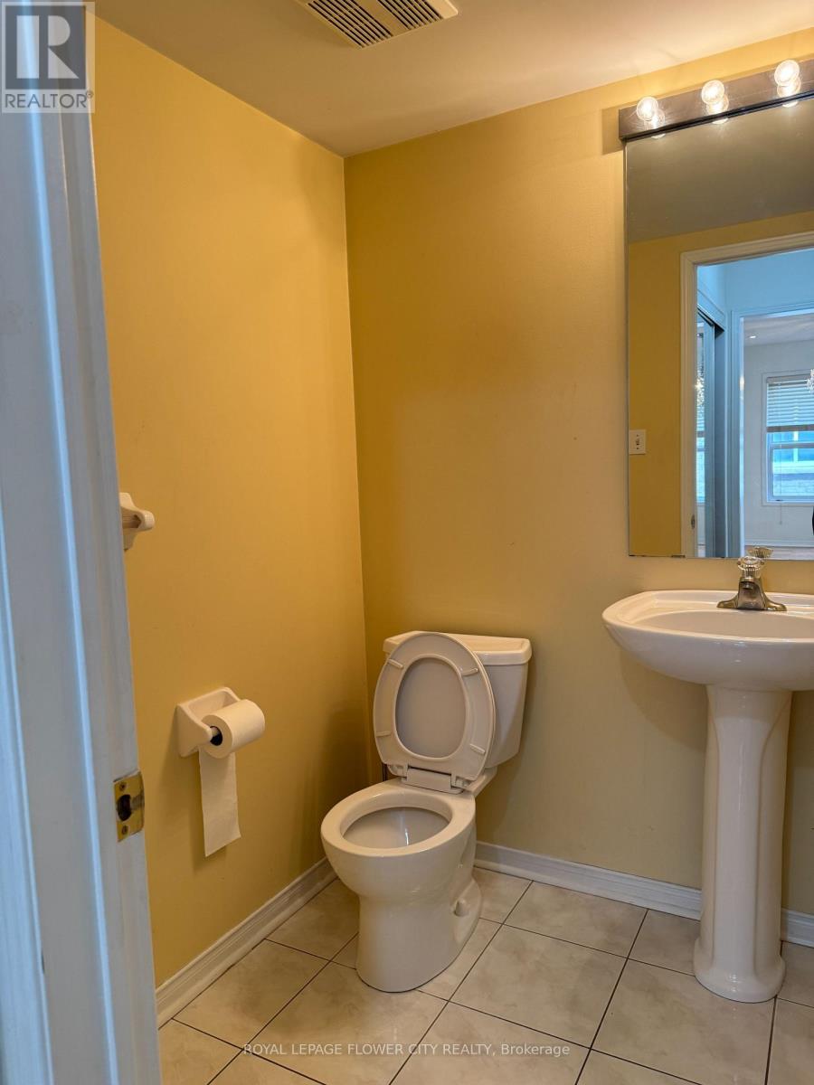 Upper - 58 Brentcliff Drive, Brampton, Ontario  L7A 2N2 - Photo 11 - W13024994