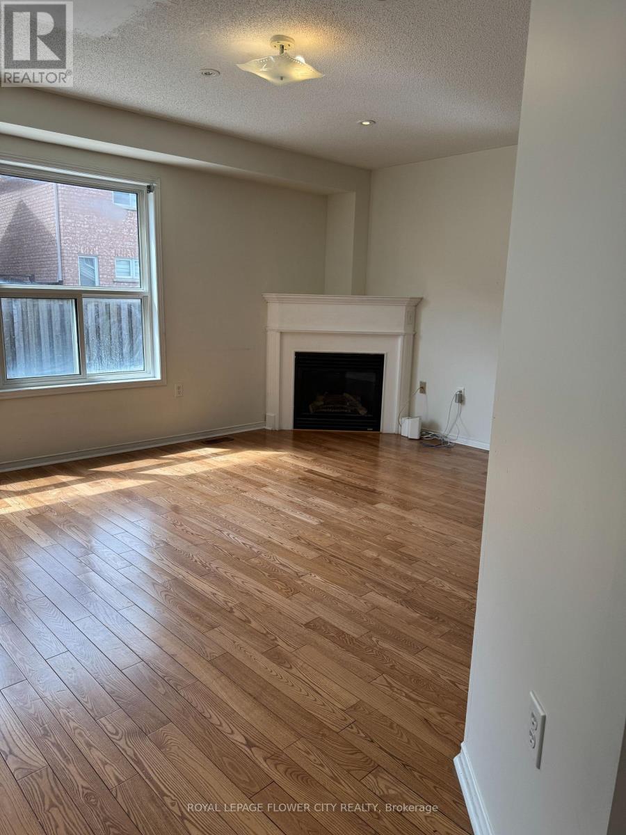 Upper - 58 Brentcliff Drive, Brampton, Ontario  L7A 2N2 - Photo 13 - W13024994