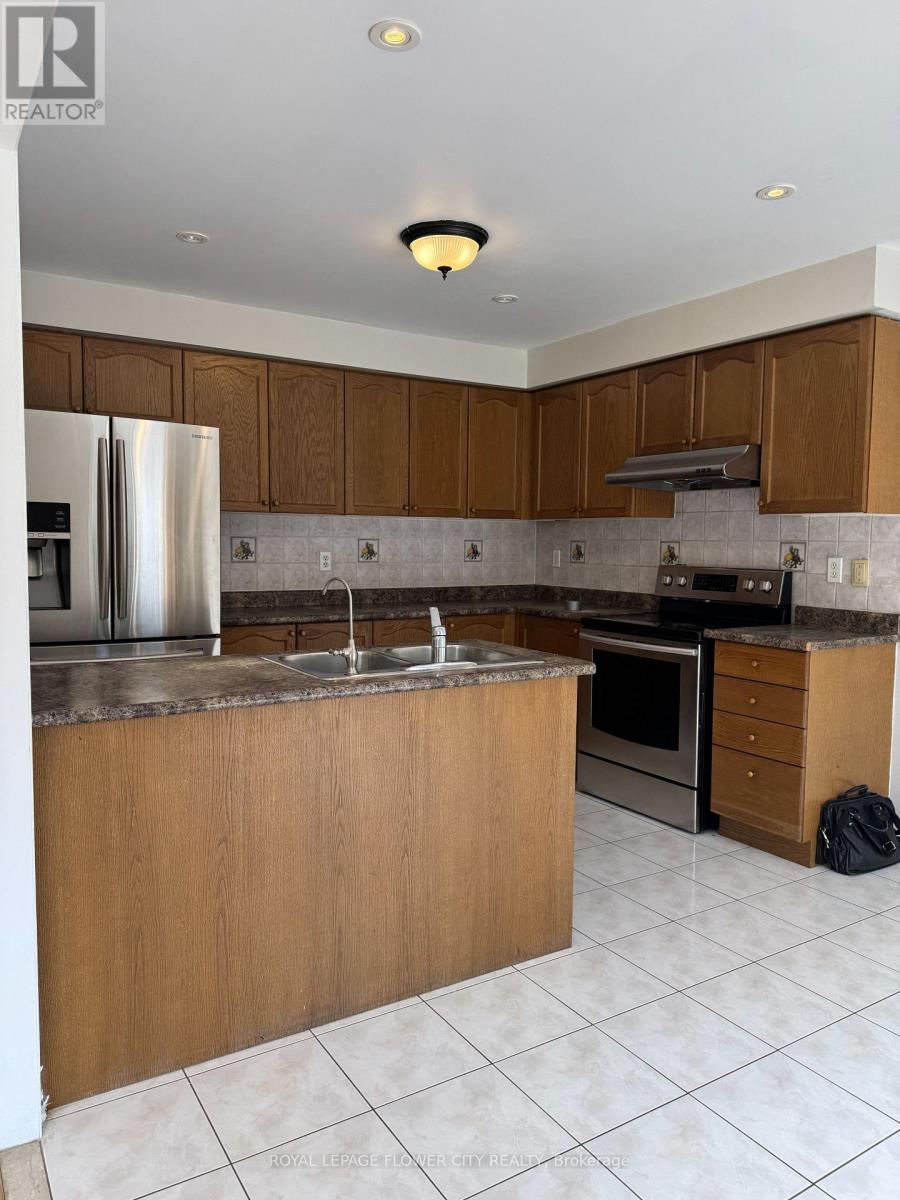 Upper - 58 Brentcliff Drive, Brampton, Ontario  L7A 2N2 - Photo 20 - W13024994