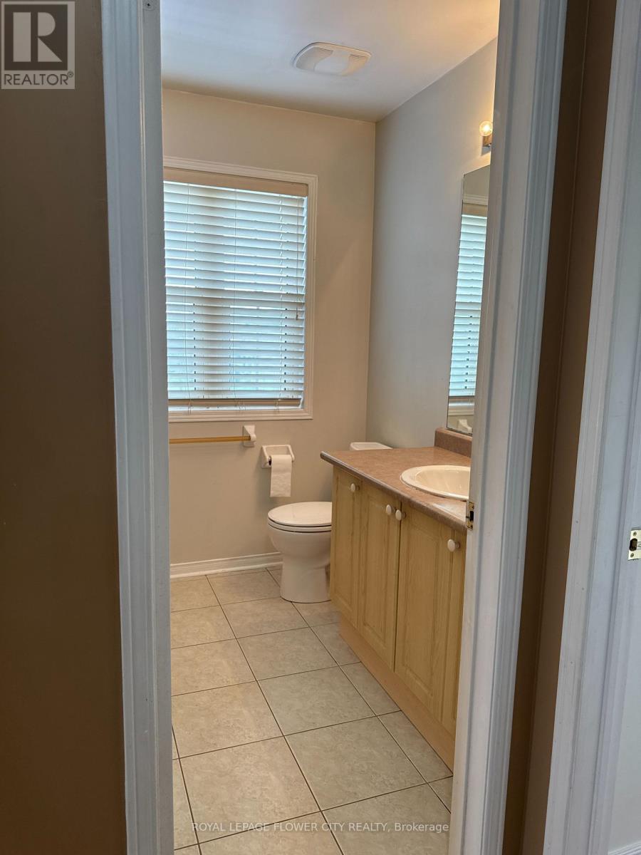 Upper - 58 Brentcliff Drive, Brampton, Ontario  L7A 2N2 - Photo 30 - W13024994