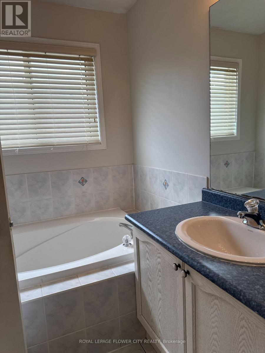 Upper - 58 Brentcliff Drive, Brampton, Ontario  L7A 2N2 - Photo 40 - W13024994