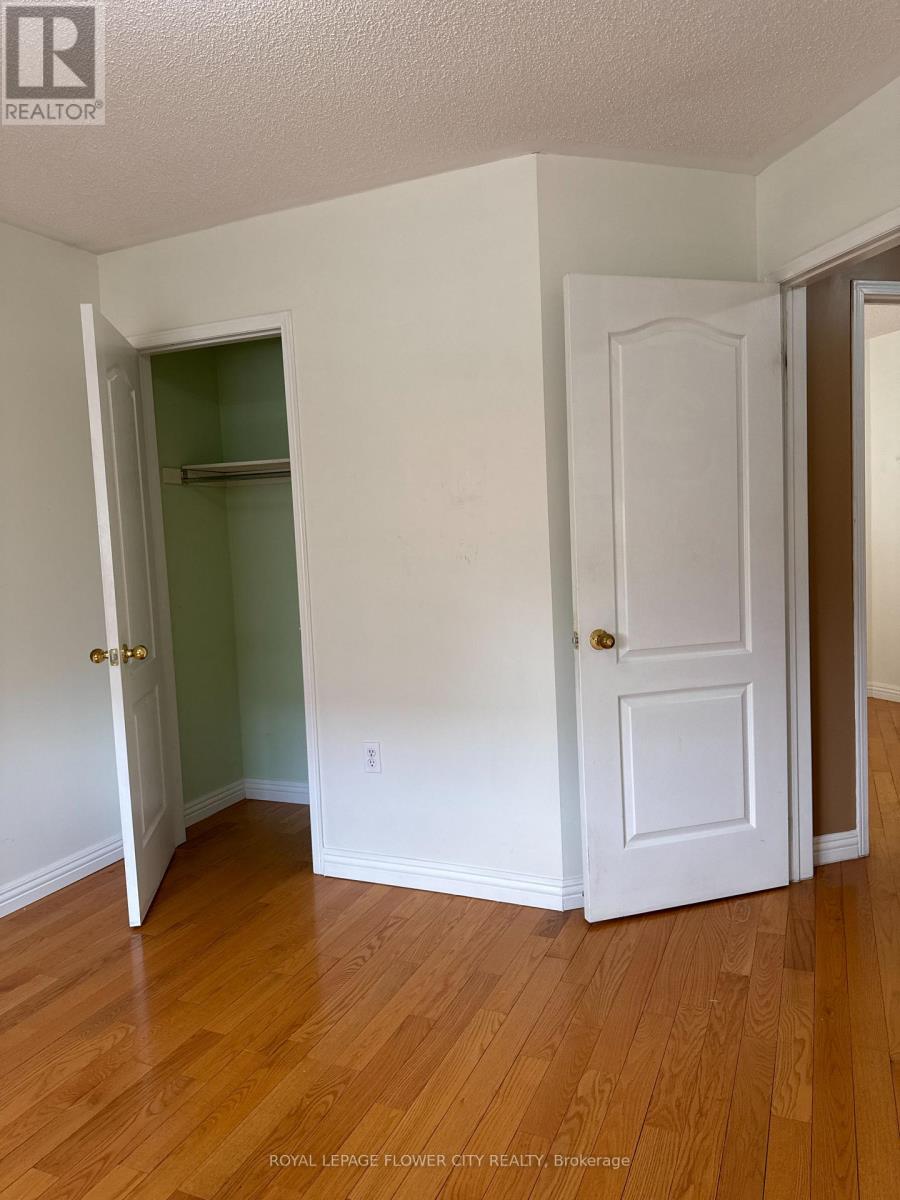 Upper - 58 Brentcliff Drive, Brampton, Ontario  L7A 2N2 - Photo 43 - W13024994