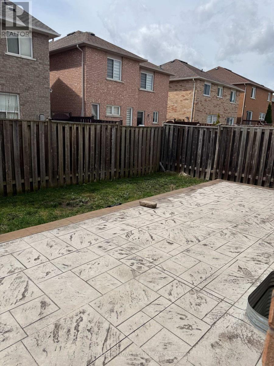 Upper - 58 Brentcliff Drive, Brampton, Ontario  L7A 2N2 - Photo 49 - W13024994