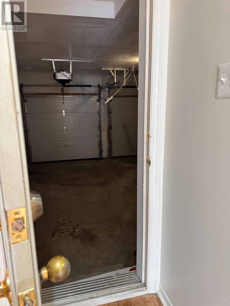 Upper - 58 Brentcliff Drive, Brampton, Ontario  L7A 2N2 - Photo 9 - W13024994