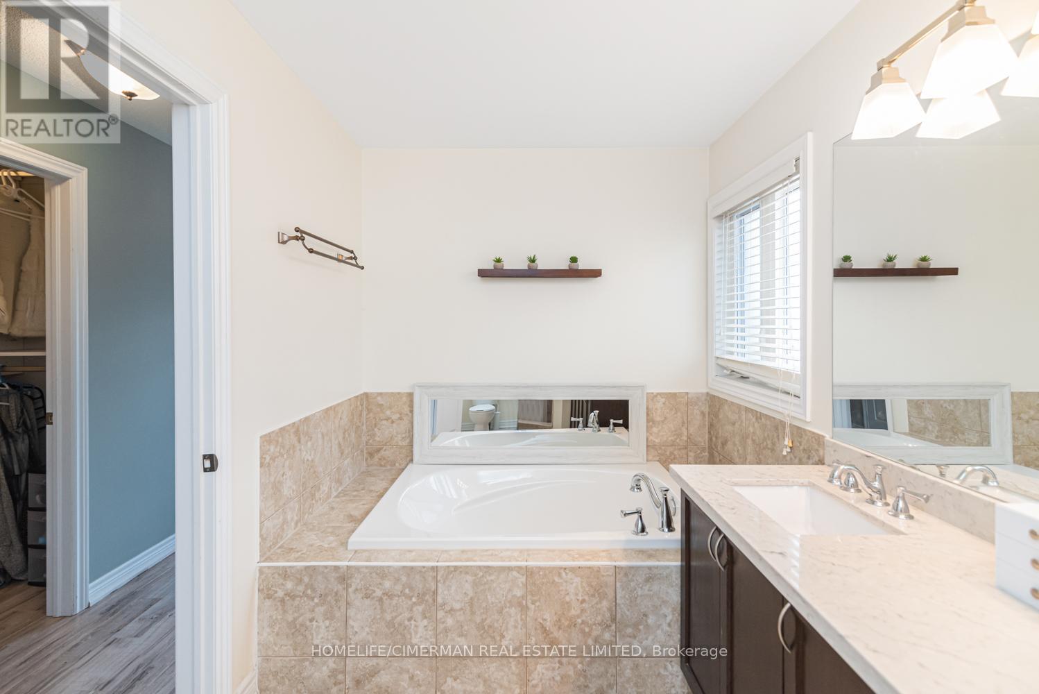 4672 Thomas Alton Boulevard, Burlington, Ontario  L7M 0G1 - Photo 40 - W13025026