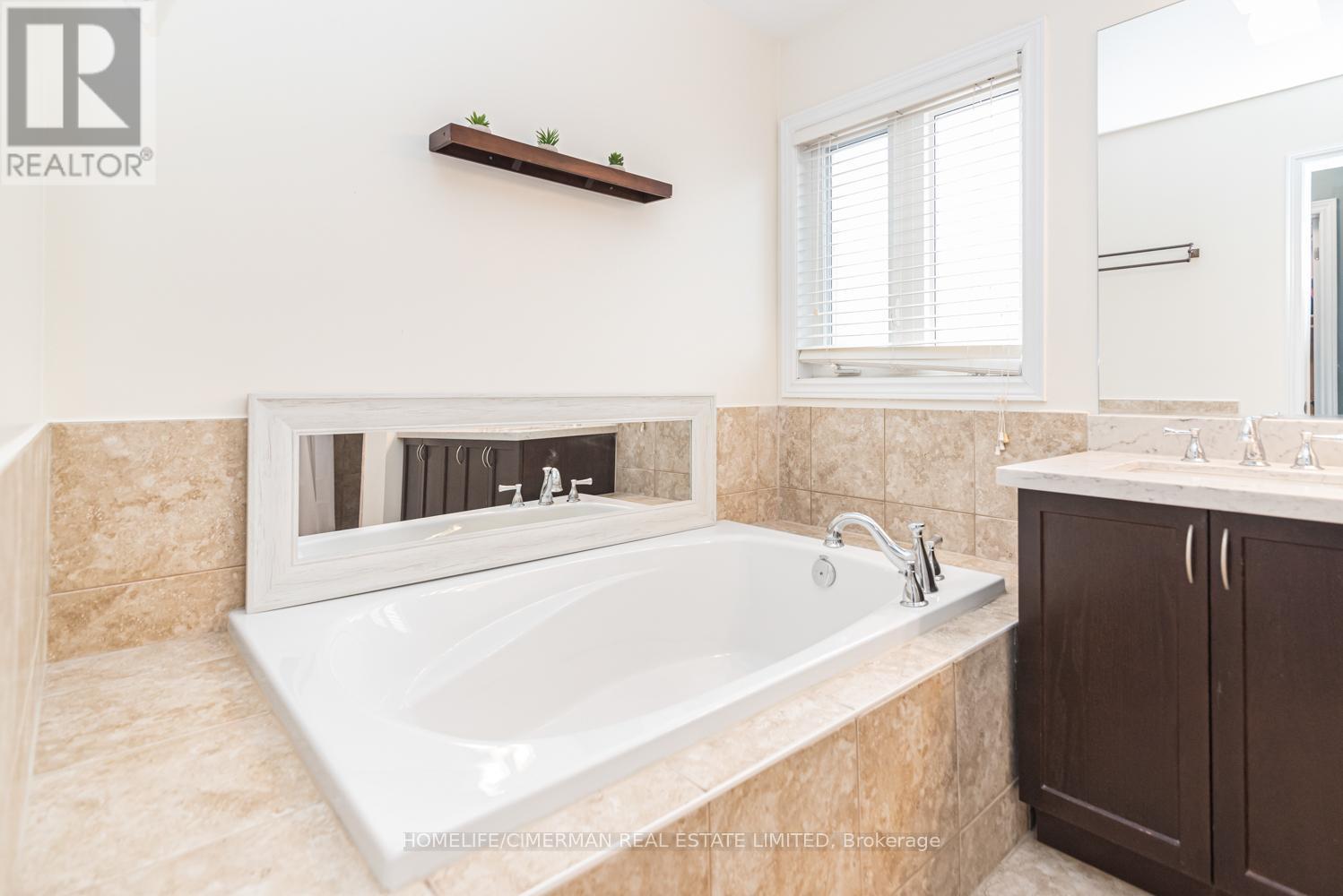 4672 Thomas Alton Boulevard, Burlington, Ontario  L7M 0G1 - Photo 42 - W13025026