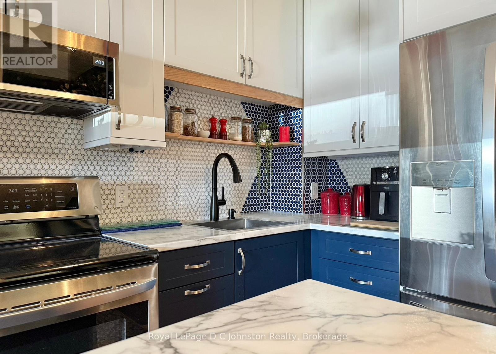 103 - 229 Adelaide Street E, Saugeen Shores, Ontario  N0H 2L0 - Photo 5 - X12098720