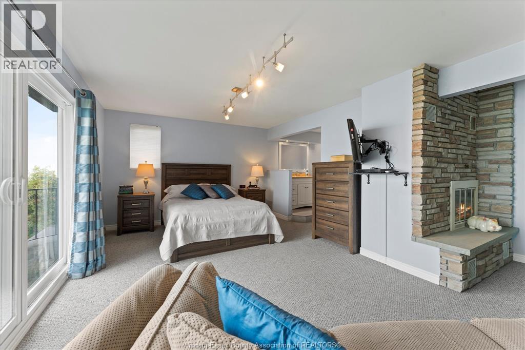 696 Old Tecumseh Road, Lakeshore, Ontario  N0R 1A0 - Photo 13 - 26008773