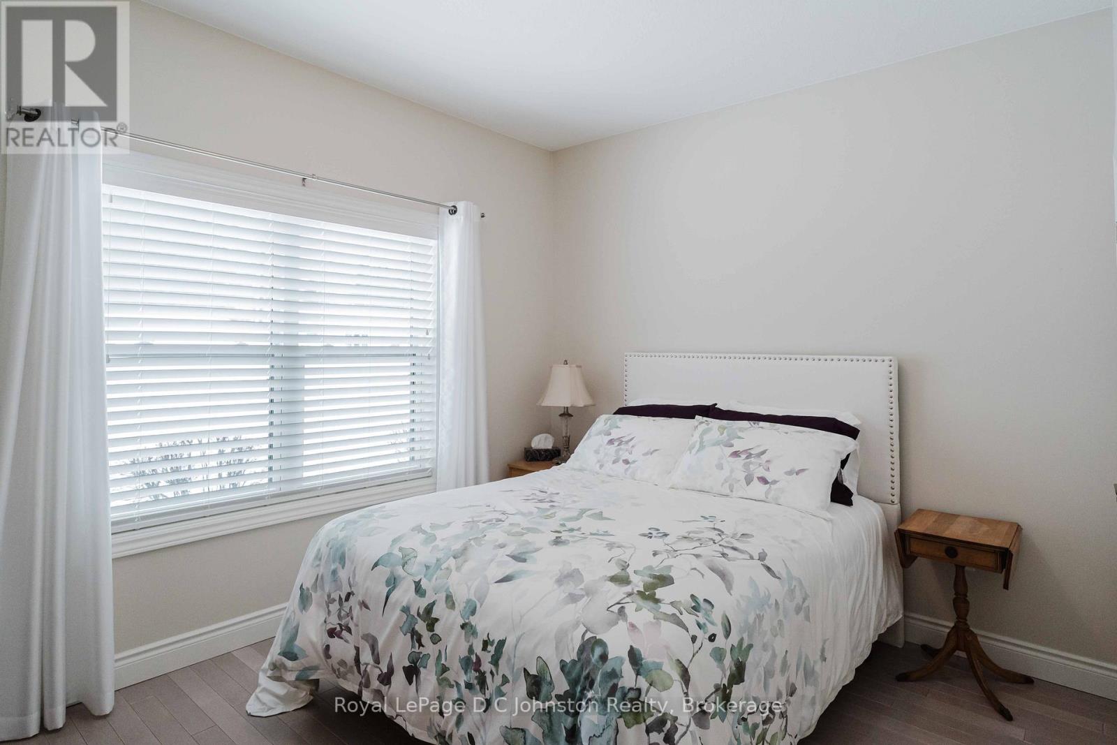 228 Grey Street S, Saugeen Shores, Ontario  N0H 2L0 - Photo 17 - X12808830