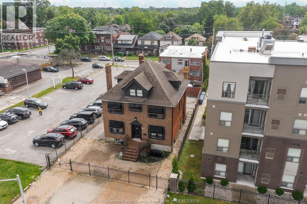 961 Ouellette Avenue Unit# 2, Windsor, Ontario  N9A 4J5 - Photo 9 - 26008763