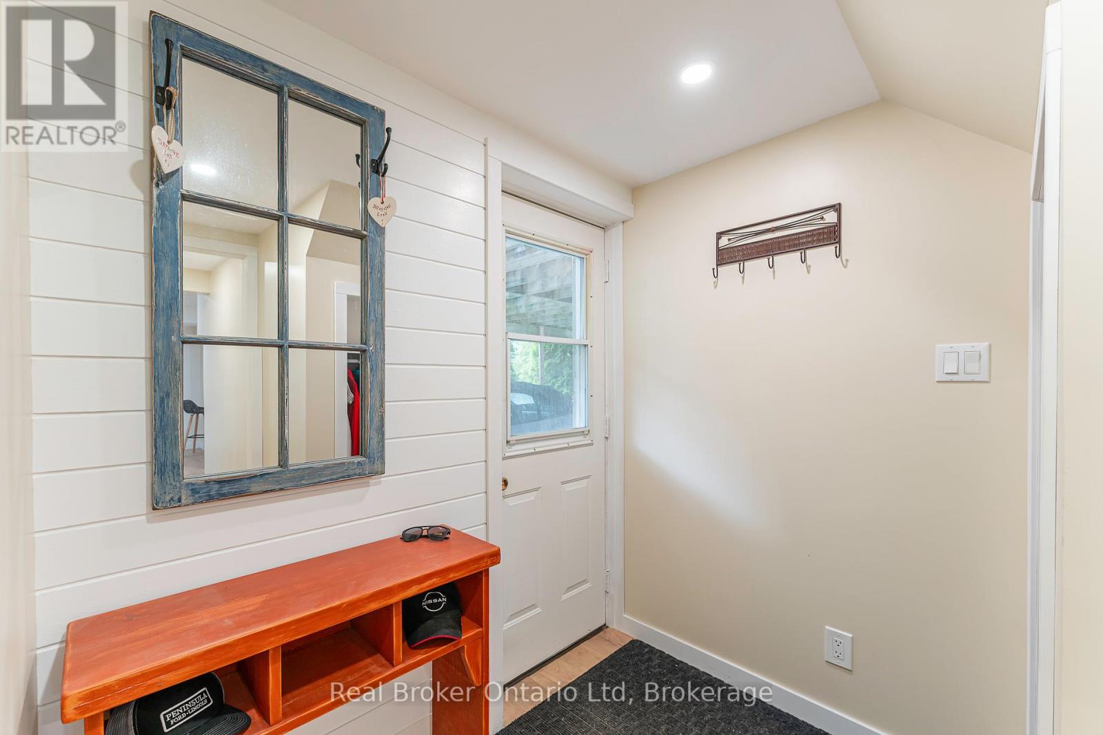 394 Queen Street N, West Grey, Ontario  N0G 1R0 - Photo 30 - X12853650