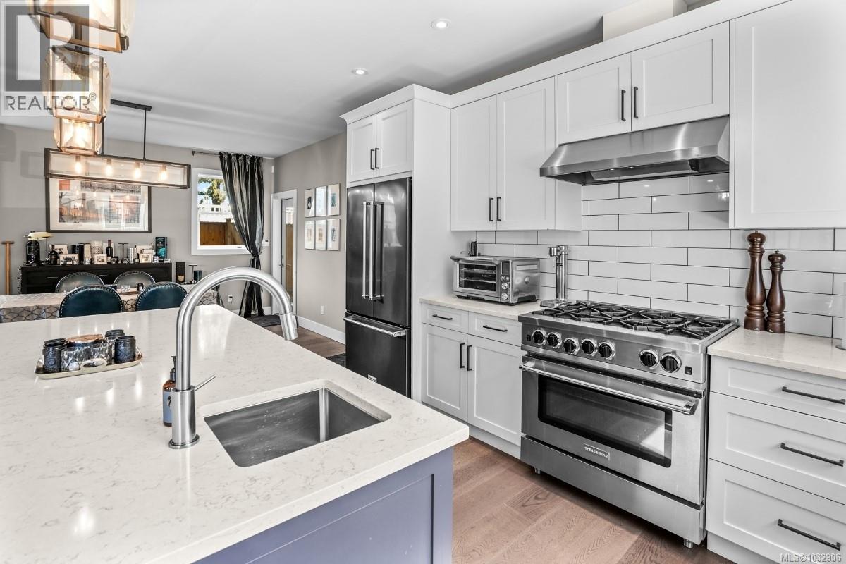 4255 Pullet Pl, Saanich, British Columbia  V8X 2N3 - Photo 15 - 1032906